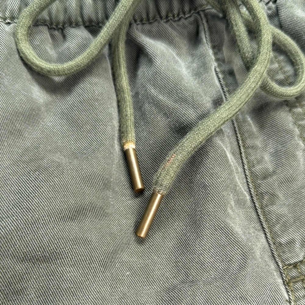 Loft Women’s Olive Green Pull On Tie Waist Casual Shorts - Picture 2 of 11